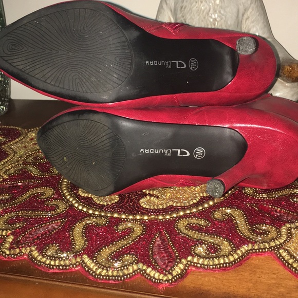 Red booties ❤️ - Picture 3 of 4